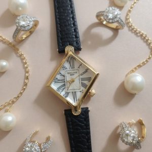 Simple Square Women's Watch-Black Color